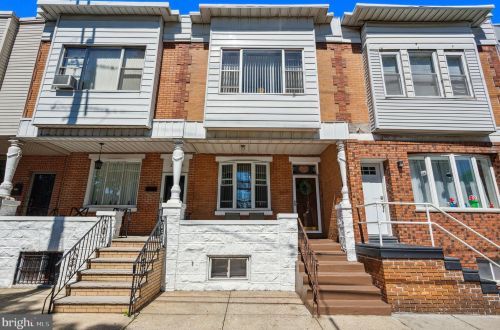 2406 4th St, Philadelphia, PA 19148-3905