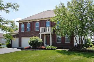 1011 Granger Rd, Hanover Park, IL 60103-2063