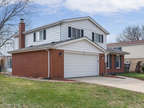 1111 Cedar Ln, Arlington Hts, IL 60005-3508