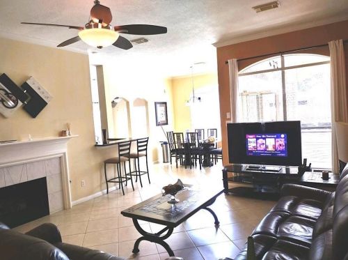 17923 Scenic Oaks Dr, Richmond TX  77407-8585 exterior