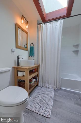 620 Pine St, Lancaster PA  17603-2824 exterior