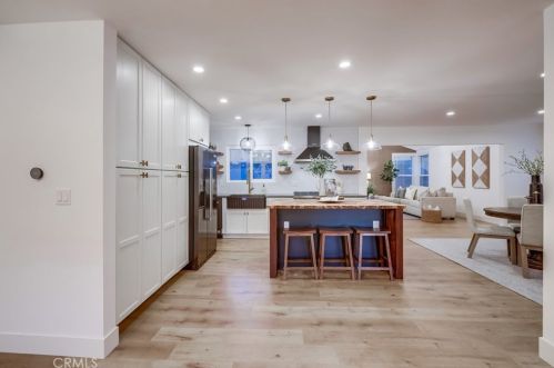 595 Chipwood St, Orange CA  92869-5302 exterior