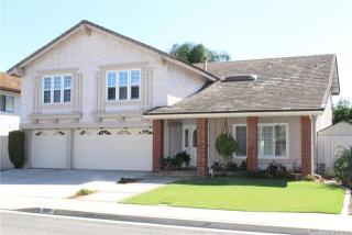 520 Colgate Dr, Placentia, CA 92870-5105