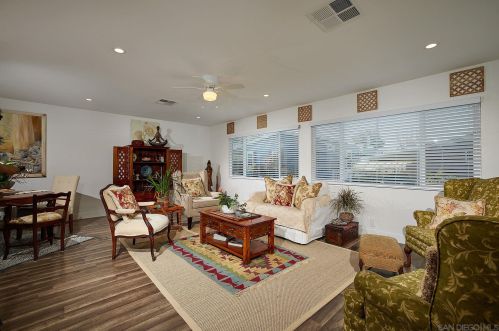 7222 San Benito St, Carlsbad, CA 92011-4613