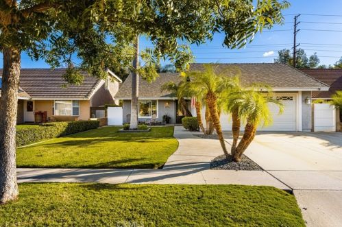 7820 Woodsboro Ave, Anaheim CA  92807-2434 exterior