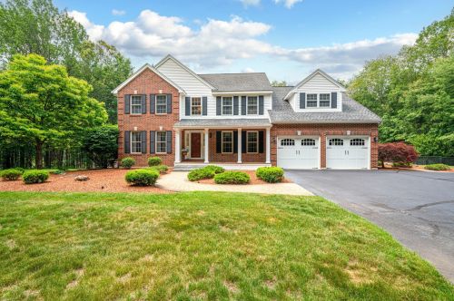 36 Averill Rd, Brookline, NH 03033-2107