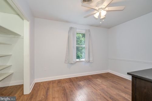 365 Big Oak Dr, Shepherdstown WV 25443-4598 exterior