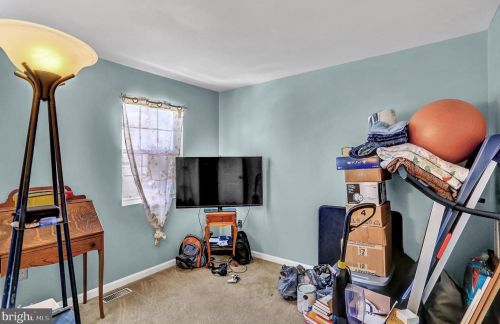 112 Orch Ln, Hanover PA 17331-5016 exterior