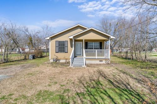 704 15th Ave, Corsicana, TX 75110-8113