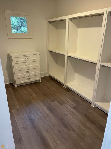 5410 High Point Rd, Atlanta GA  30342-1447 exterior