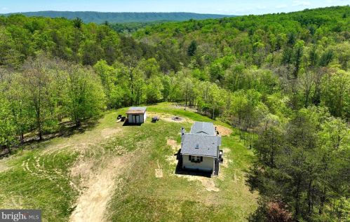 2270 Kerns School Rd, Springfield WV  26763 exterior