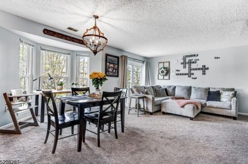 4109 Dilts Ln, Bridgewater, NJ 08807-5559