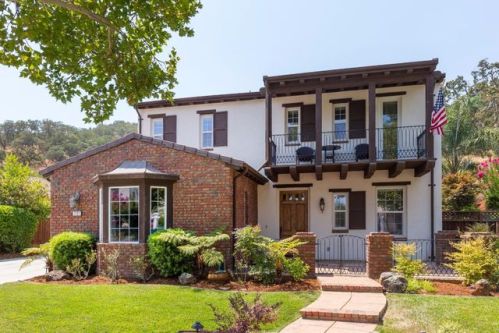 7121 Eagle Ridge Dr, Gilroy, CA 95020-3048