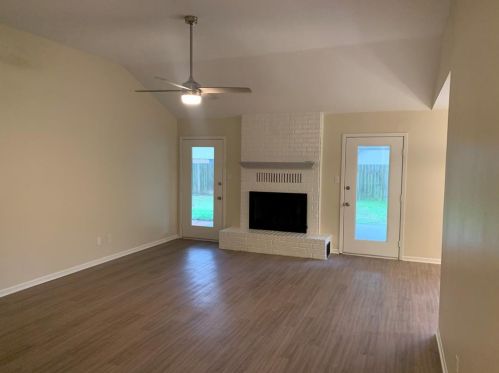 503 Meadow Dr, Rockdale, TX 76567-2511
