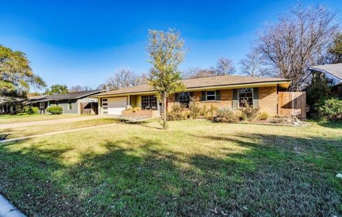 1602 Ashberry Dr, Austin TX  78723-1106 exterior