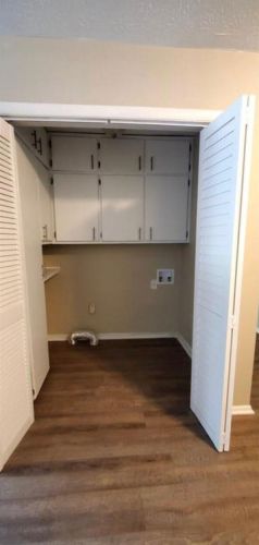 5595 Deerfield Trl, Atlanta GA  30349-3707 exterior