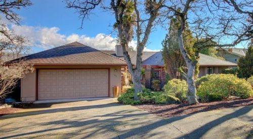 1051 Tamara Cir, Medford, OR 97504-8533