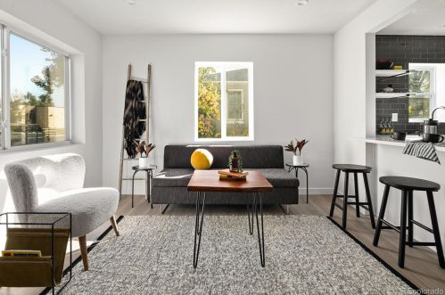 4555 Lincoln St, Englewood CO  80113-5732 exterior