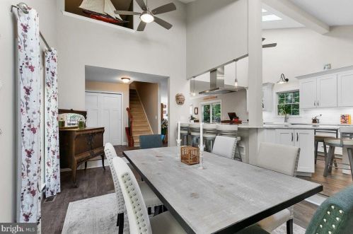 104 Cliff Ave, Lancaster PA  17602-4700 exterior