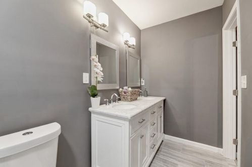 2664 Baker Ridge Dr, Atlanta GA  30318-7223 exterior