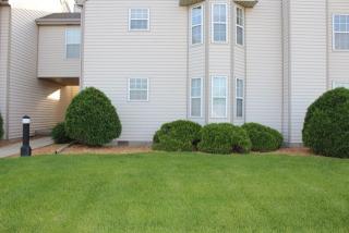 608 Huntington Ct, Bourbonnais, IL 60914-9656