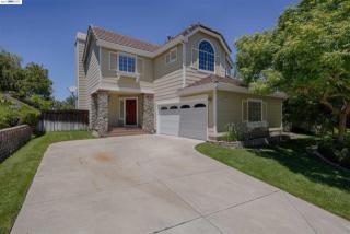 408 Hummingbird Pl, Clayton, CA 94517-1905