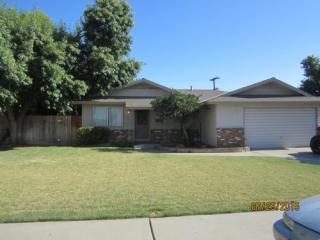 1620 Cypress Ln, Lemoore, CA 93245-1764