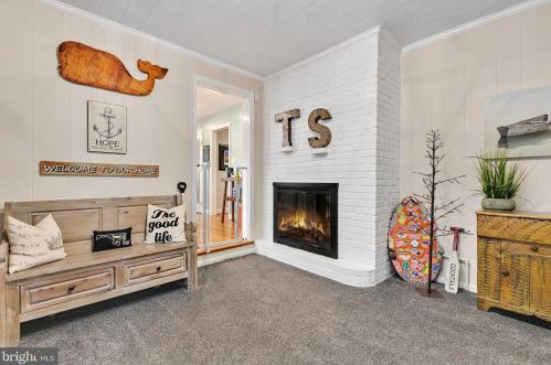 322 Northwest Dr, Silver Spring MD 20901-1431 exterior