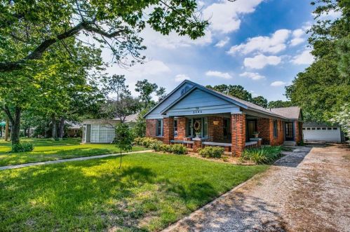 2305 Yucca Ave, Fort Worth, TX 76111-1340