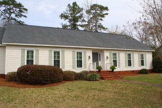 2205 Ashford Dr, Albany, GA 31721-9200