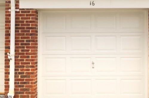 445 Morris Ave, Springfield NJ  07081-1110 exterior