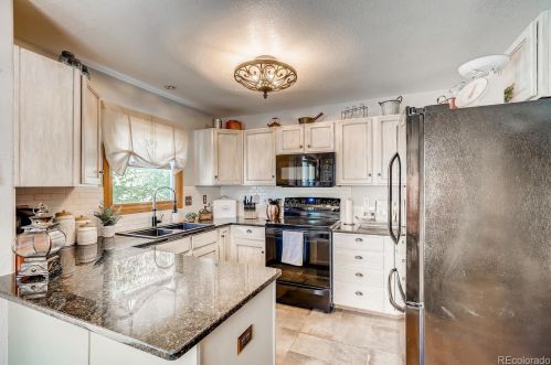 155 Johnson Dr, Loveland CO  80537-3663 exterior