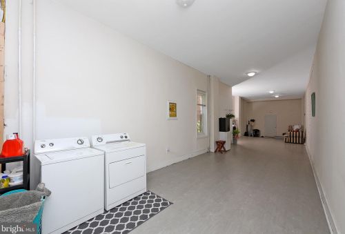 3259 Front St, Philadelphia PA  19140-5805 exterior