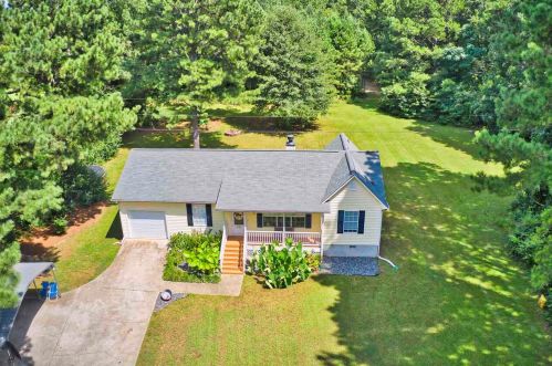 40 Giles Dr, Mcdonough, GA 30252-6209