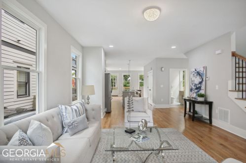 106 Hogue St, Atlanta GA  30312-1641 exterior