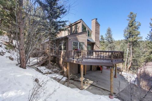 6541 Kilimanjaro Dr, Lakewood, CO 80439