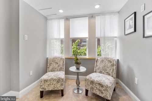 2450 4 St, Philadelphia PA 19148-4713 exterior