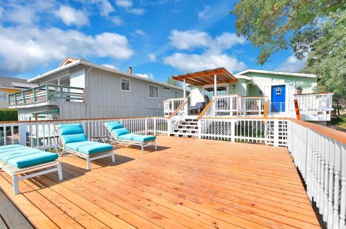 133 Poker Flat Rd, Copperopolis, CA 95228-9785