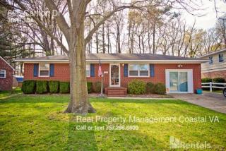 605 Carlton Dr, Hampton, VA 23666-2915