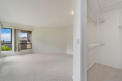 859 Hao St, Honolulu HI  96821-1620 exterior