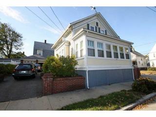 19 Hart St, Providence, RI 02906-2631
