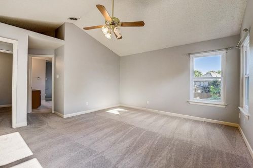 1521 Lindby Dr, Lewisville TX  75028-3624 exterior