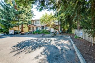 20814 74th Ave, Edmonds, WA 98026-7211
