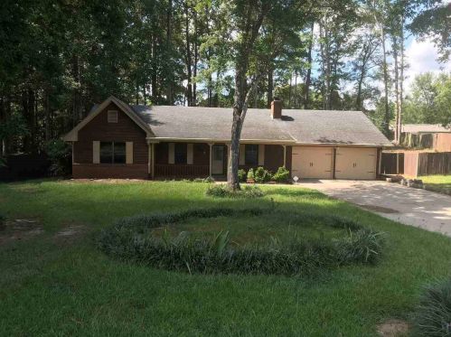 3449 Creekwood Dr, Conyers GA  30094-3523 exterior