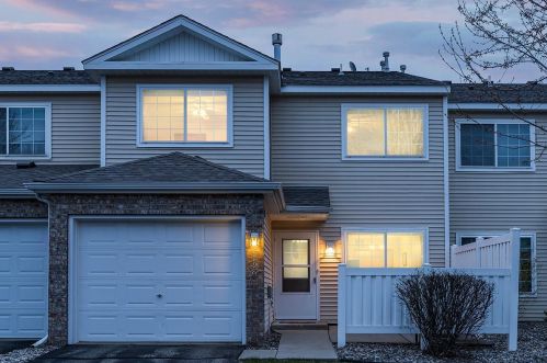 1198 Havenview Dr, Prior Lake, MN 55379-4381