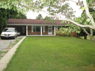 1050 Shelton Mission Rd, Greeneville, TN 37743-6510
