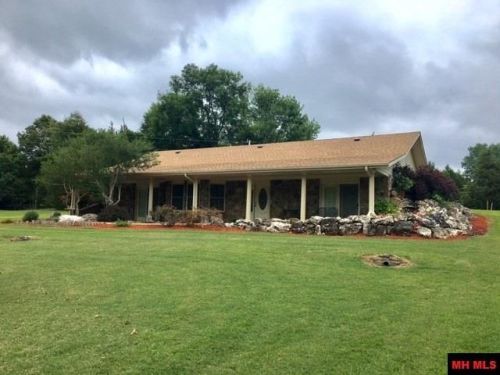 232 Priola Ln, Norfork, AR 72658-9100