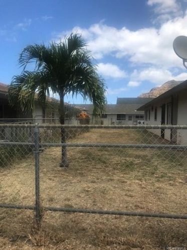 84-206 Ala Naauao Pl, Nanakuli, HI 96792-1840