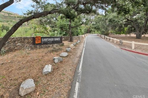 192 Cross Creek Rd, Orange CA  92869-5818 exterior