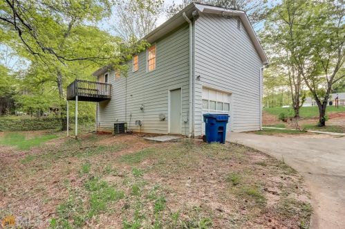 557 Oglesby Bridge Rd, Conyers GA  30094-4145 exterior